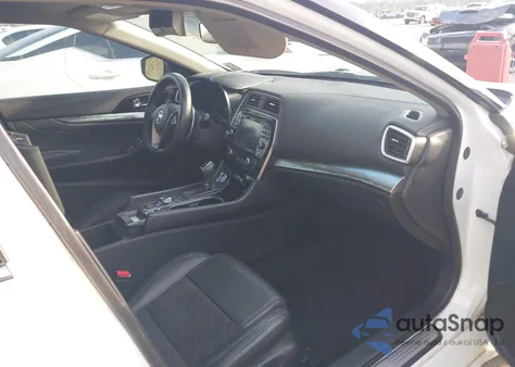 2017 Nissan Maxima 3.5 Sr from USA, damaged, VIN 1N4AA6AP2HC370642